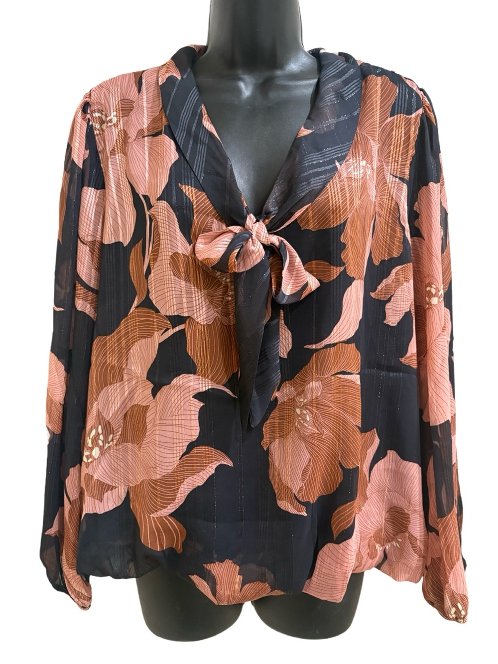 Hope & Harlow Women's Black Floral Tie-Neck Blouse - ⭐️NWT⭐️
